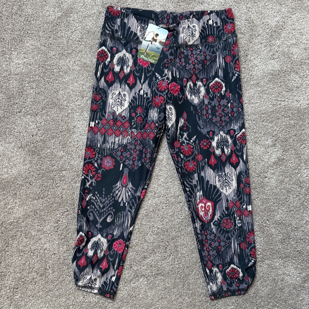 Jala Clothing NWT SUP leggings yoga pants capri small classic brocade